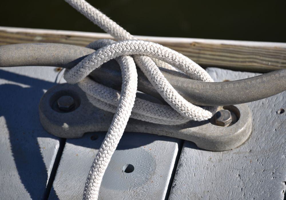 Cleat Hitch Knot on Cleat on Pier